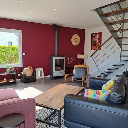 Hébergement de vacances Maison Traditionnelle Et Moderne Avec Vue Tréffiagat