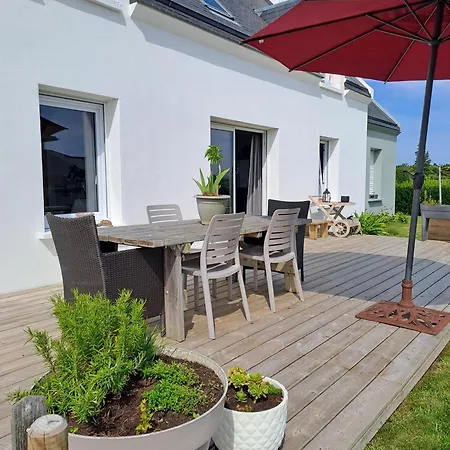 Maison Traditionnelle Et Moderne Avec Vue Hébergement de vacances Tréffiagat